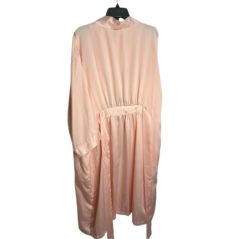 Cabernet Robe - Picture 3 of 7